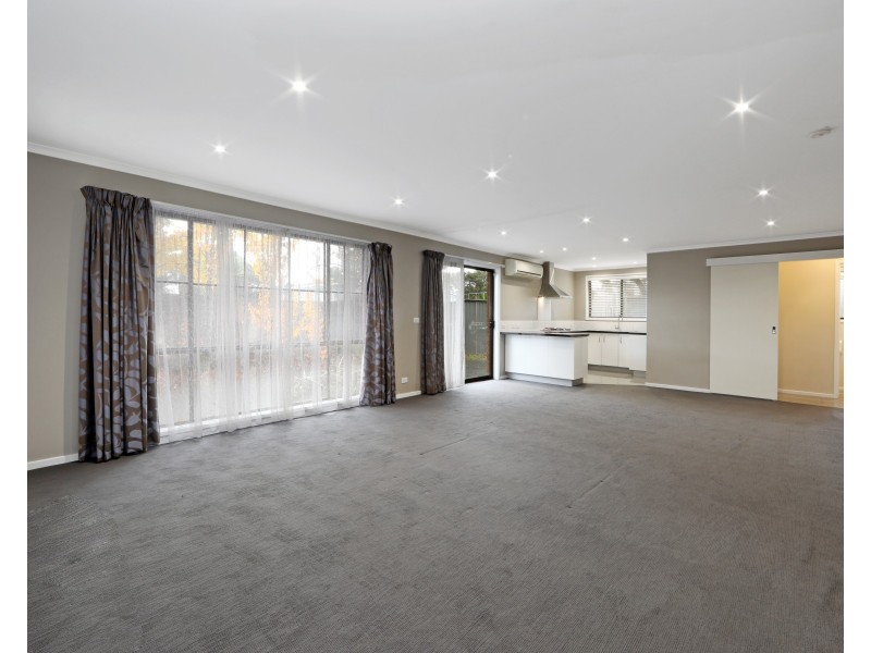 2 Tullaroop Court, Lysterfield VIC 3156