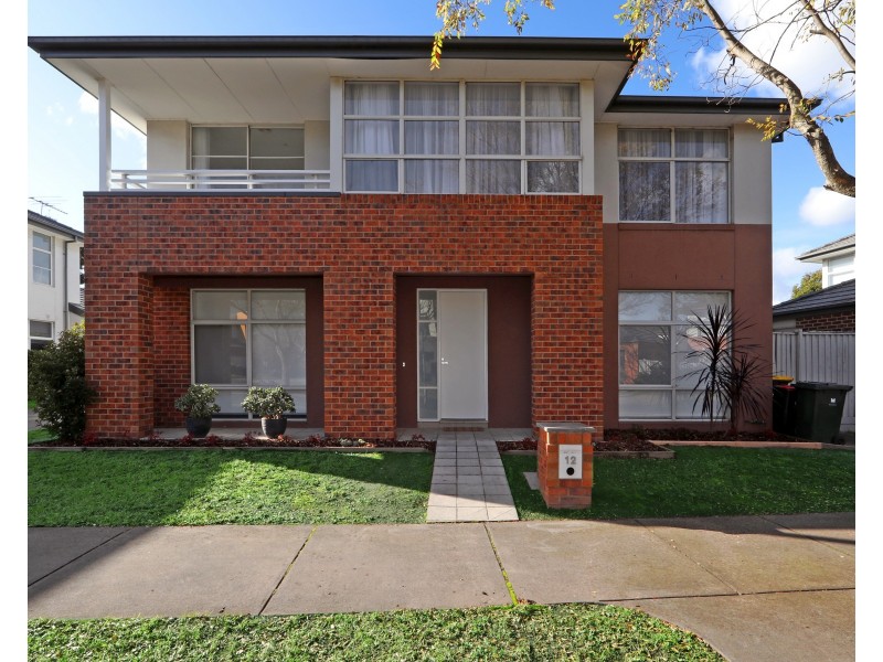 12 Heytesbury Place, Mulgrave VIC 3170