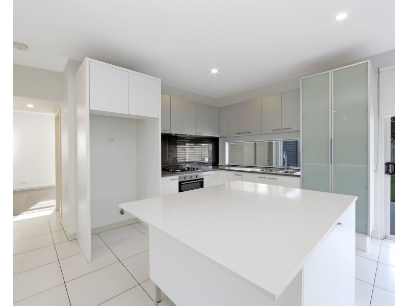 12 Heytesbury Place, Mulgrave VIC 3170