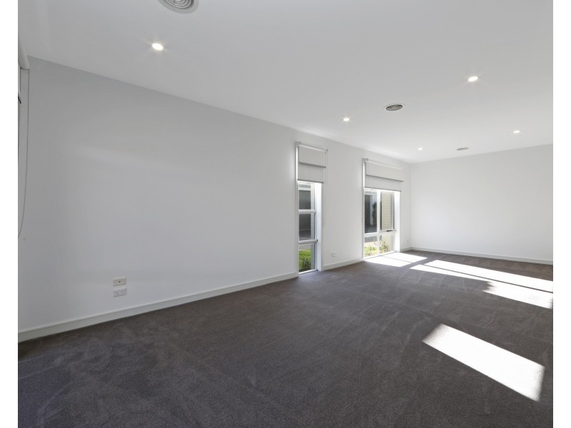 12 Heytesbury Place, Mulgrave VIC 3170