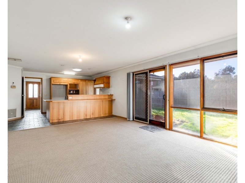 1 Leah Court, Rowville VIC 3178