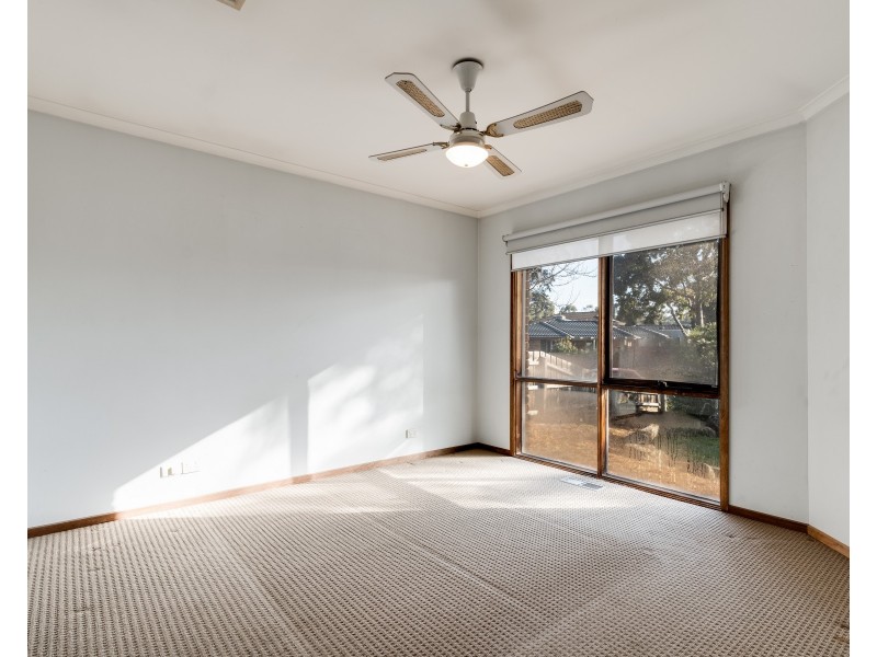 1 Leah Court, Rowville VIC 3178