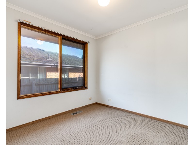 1 Leah Court, Rowville VIC 3178