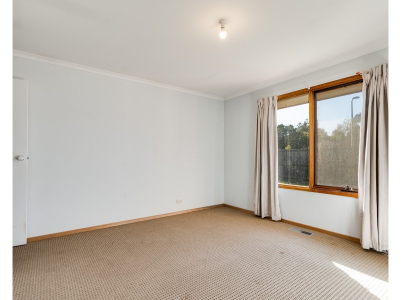 1 Leah Court, Rowville VIC 3178