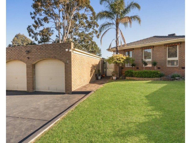 4 Oakbank Court, Wheelers Hill VIC 3150