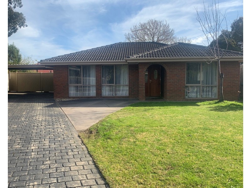6 Homewood Close, Ferntree Gully VIC 3156