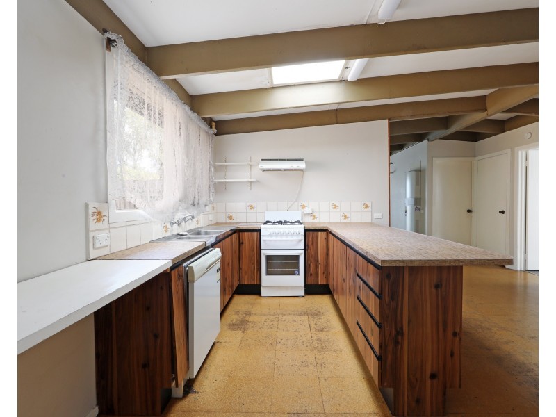 47 Stamford Crescent, Rowville VIC 3178