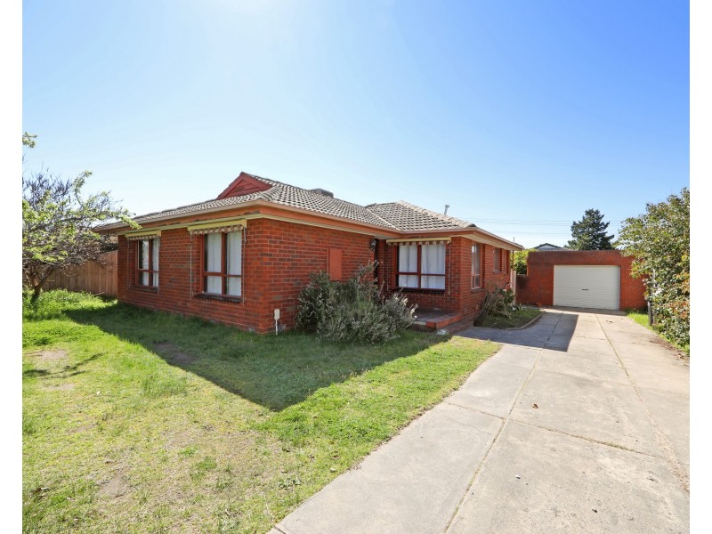 183 Rawdon Hill Drive, Dandenong North VIC 3175