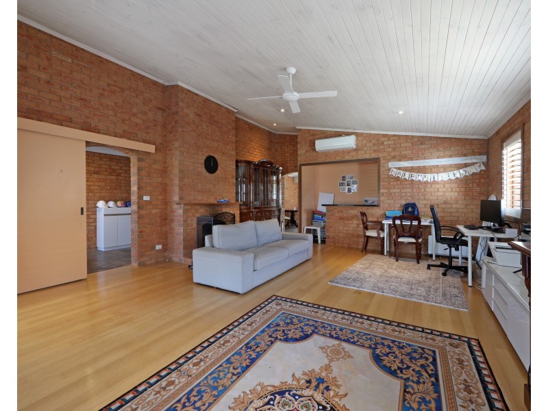 16 Bianca Court, Rowville VIC 3178