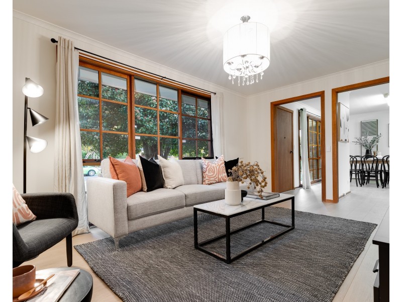 21 Lonsdale Avenue, Rowville VIC 3178