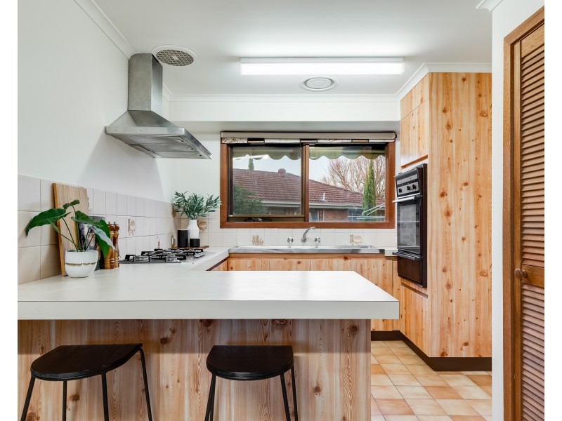 21 Lonsdale Avenue, Rowville VIC 3178