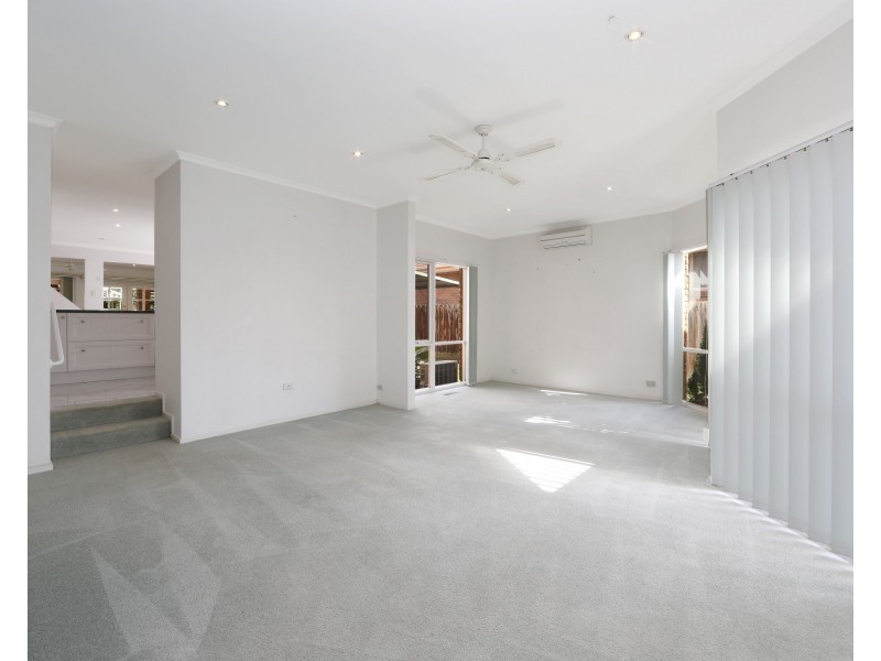 60 Simon Avenue, Rowville VIC 3178