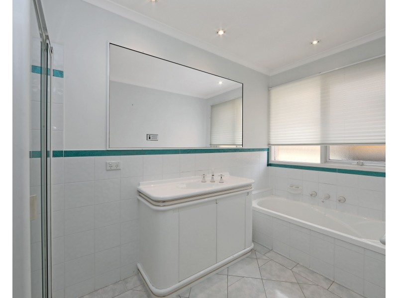 60 Simon Avenue, Rowville VIC 3178