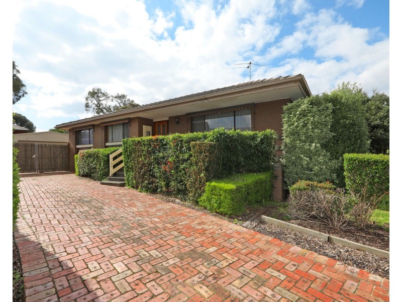 18 Carrara Rd, Rowville VIC 3178