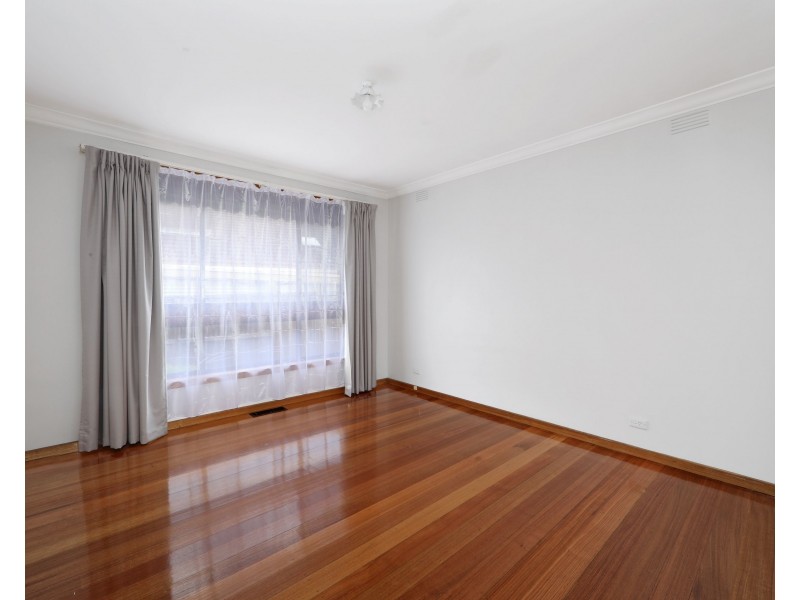 18 Carrara Rd, Rowville VIC 3178