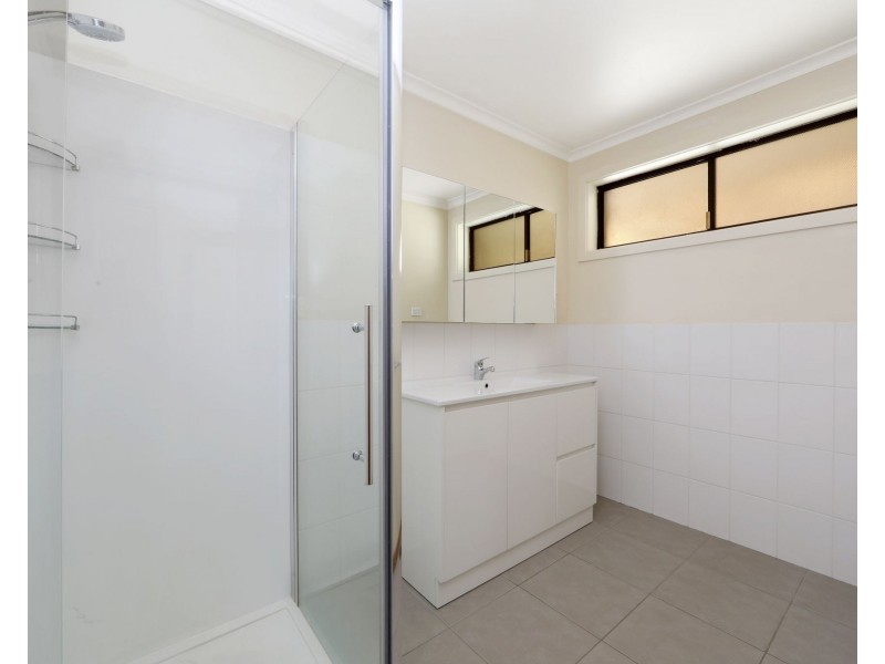 18 Carrara Rd, Rowville VIC 3178