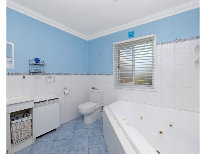 20 Lydford  Road, Ferntree Gully VIC 3156