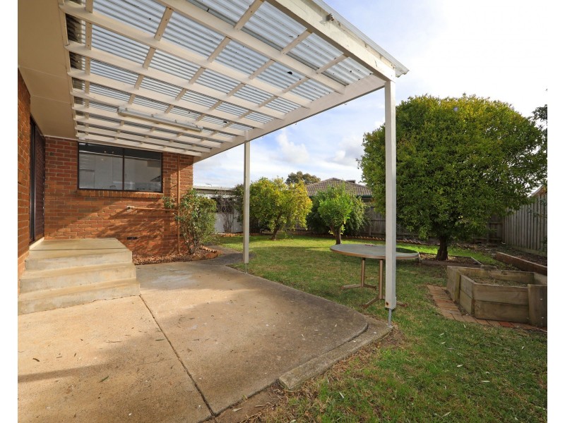 8 Settlers Court, Rowville VIC 3178