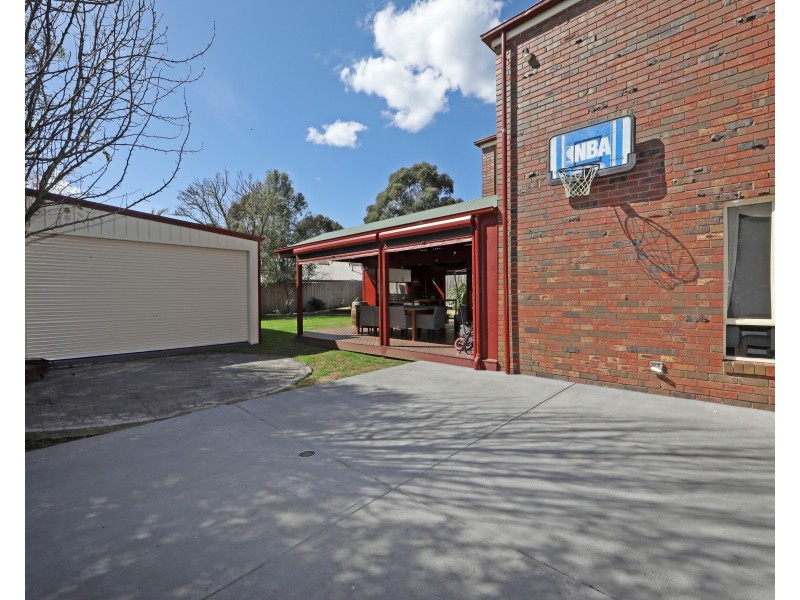15 Crest Court, The Basin VIC 3154