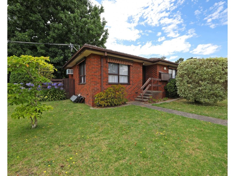 1/18 Hutton Avenue, Ferntree Gully VIC 3156