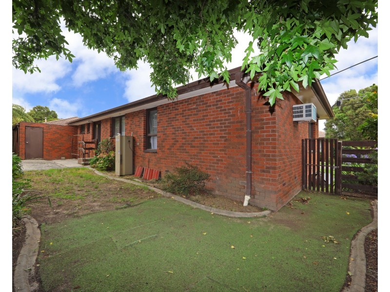 1/18 Hutton Avenue, Ferntree Gully VIC 3156