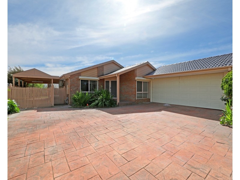 129 Kellbourne Drive, Rowville VIC 3178