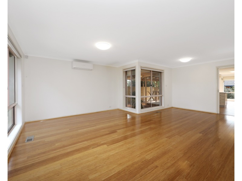 129 Kellbourne Drive, Rowville VIC 3178