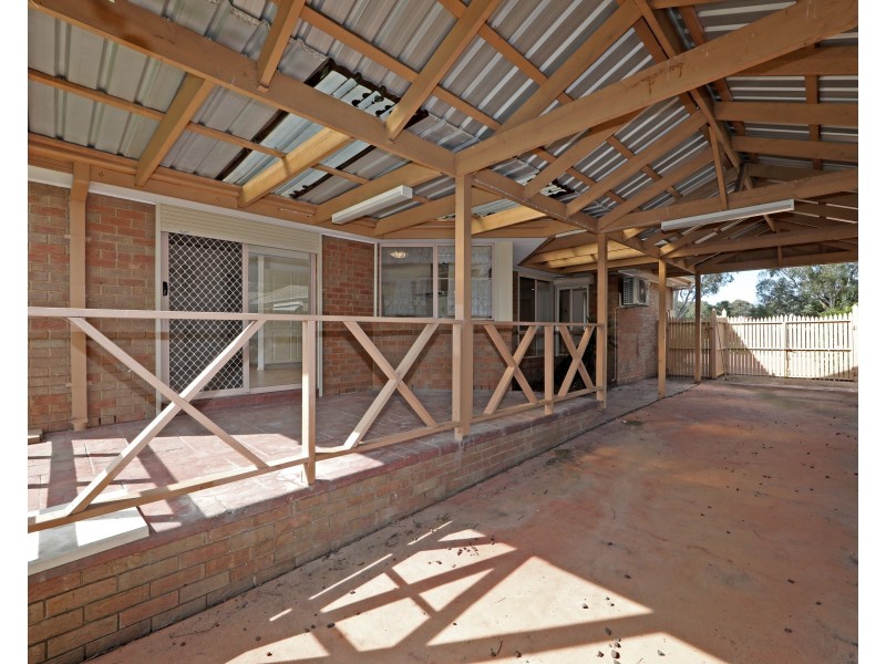129 Kellbourne Drive, Rowville VIC 3178