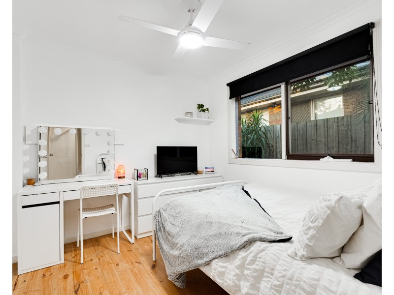 42 Lakeview Avenue, Rowville VIC 3178