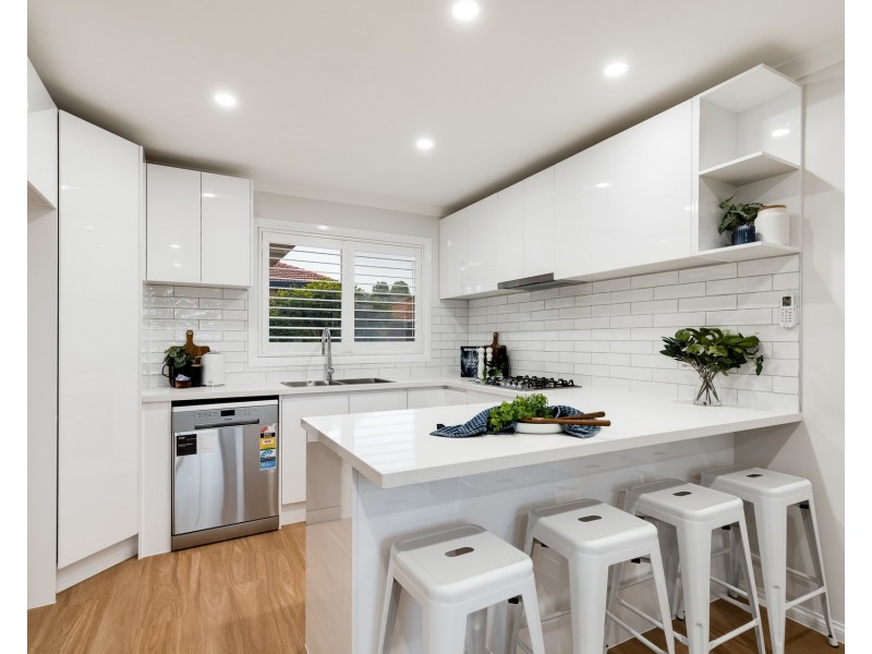 1/11 Lakeview Avenue, Rowville VIC 3178