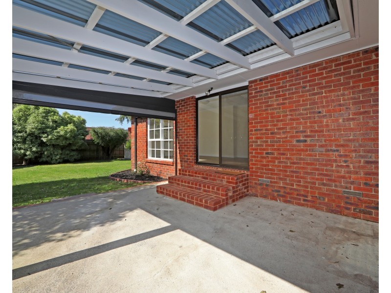 43 Crusoe Drive, Lysterfield VIC 3156