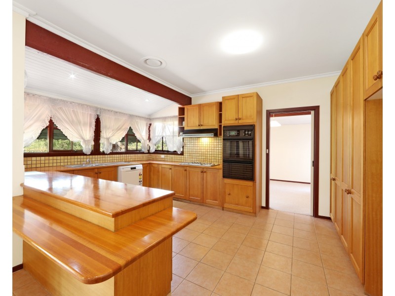 76 Sheppard Drive, Scoresby VIC 3179
