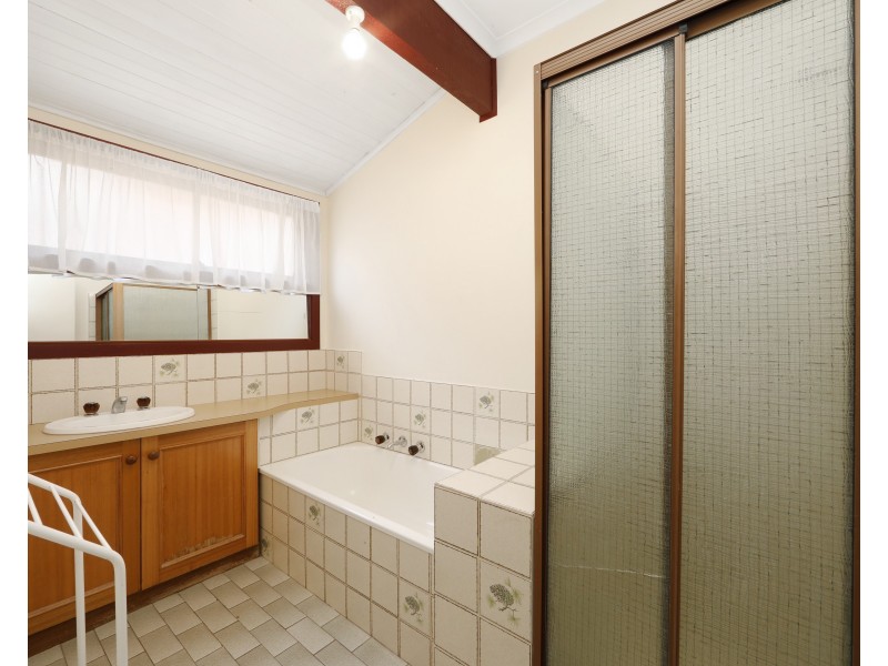 76 Sheppard Drive, Scoresby VIC 3179