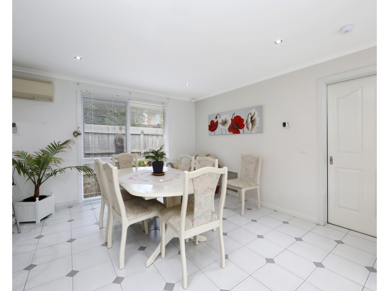 11 Affleck Way, Rowville VIC 3178