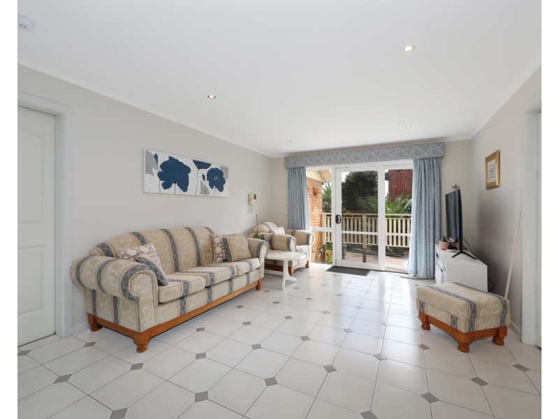 11 Affleck Way, Rowville VIC 3178