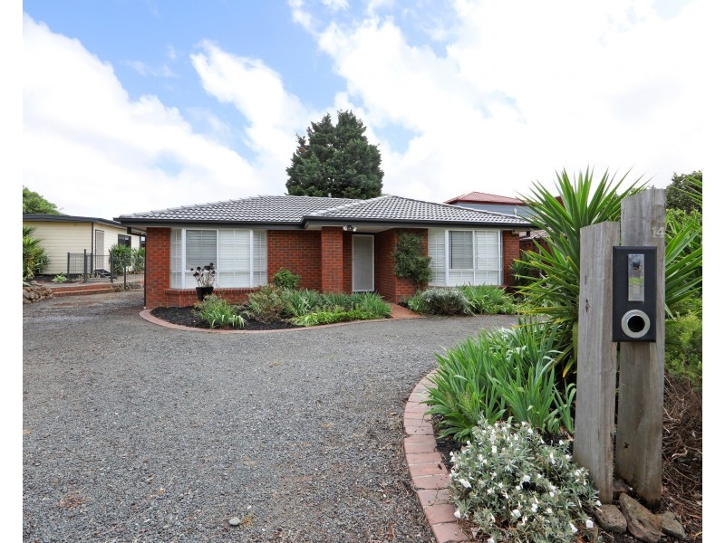 14 Prior Court, Rowville VIC 3178