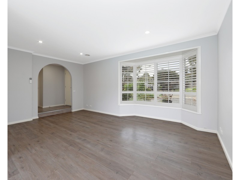 14 Prior Court, Rowville VIC 3178