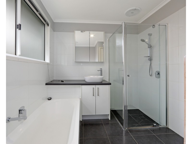 14 Prior Court, Rowville VIC 3178