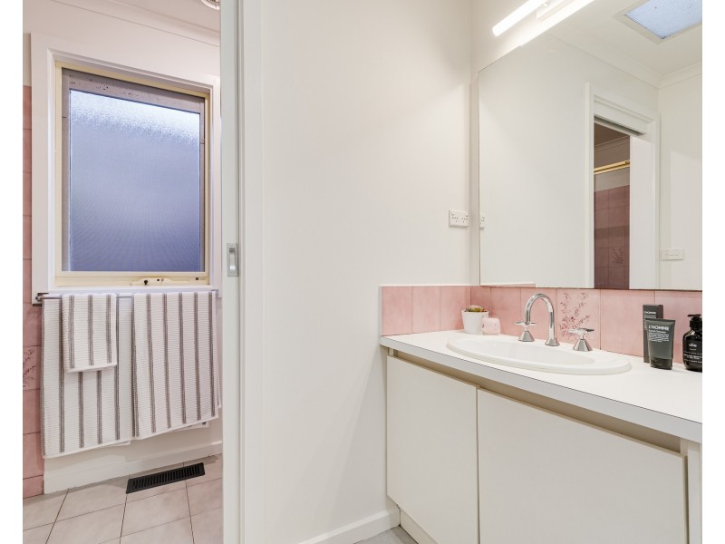 14 Murray Crescent, Rowville VIC 3178