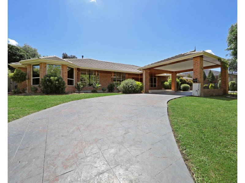 29 Parkside Boulevard, Lysterfield South VIC 3156