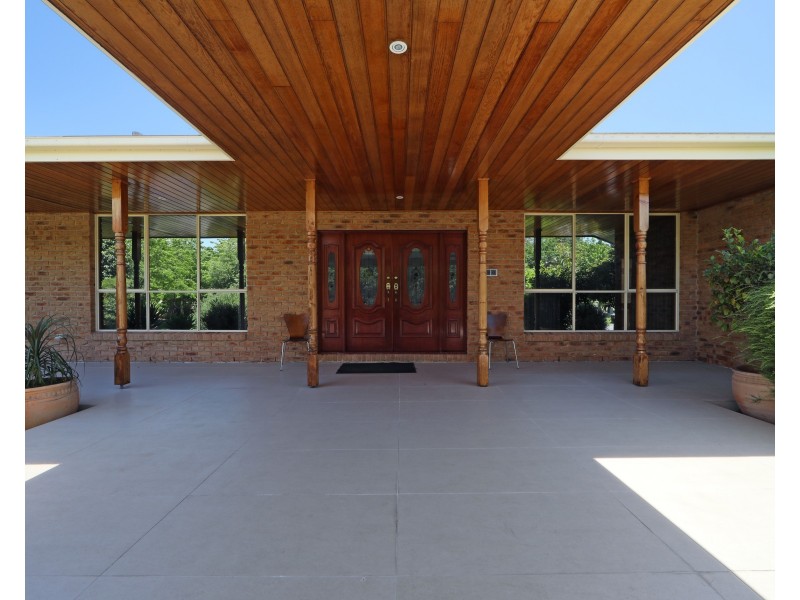 29 Parkside Boulevard, Lysterfield South VIC 3156