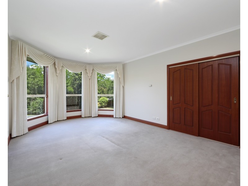 29 Parkside Boulevard, Lysterfield South VIC 3156