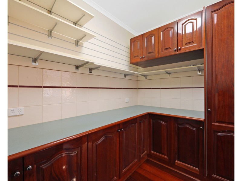 29 Parkside Boulevard, Lysterfield South VIC 3156