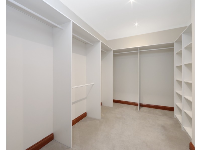 29 Parkside Boulevard, Lysterfield South VIC 3156