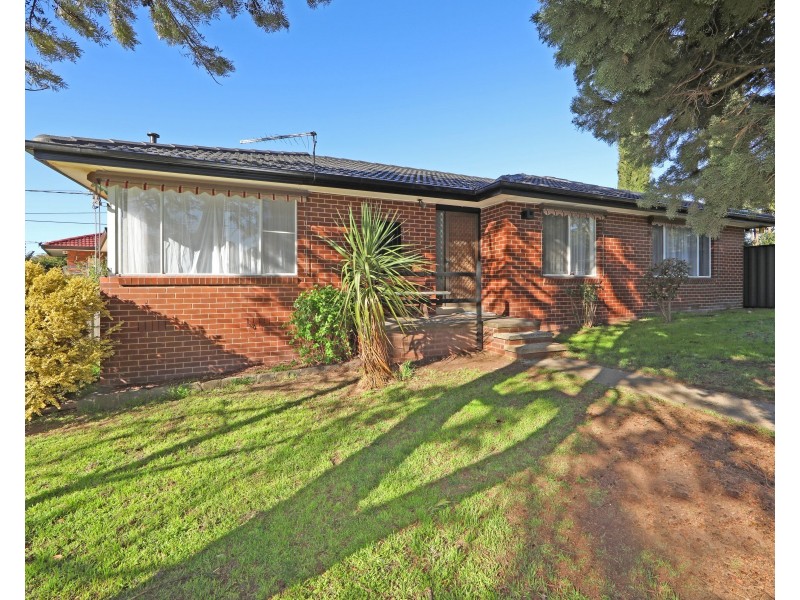 39 Waters Avenue, Upper Ferntree Gully VIC 3156
