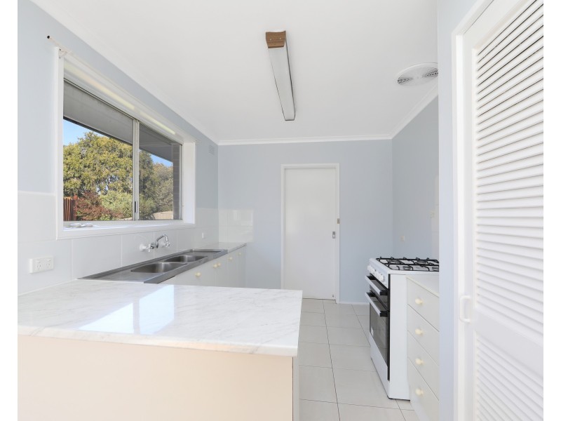 39 Waters Avenue, Upper Ferntree Gully VIC 3156