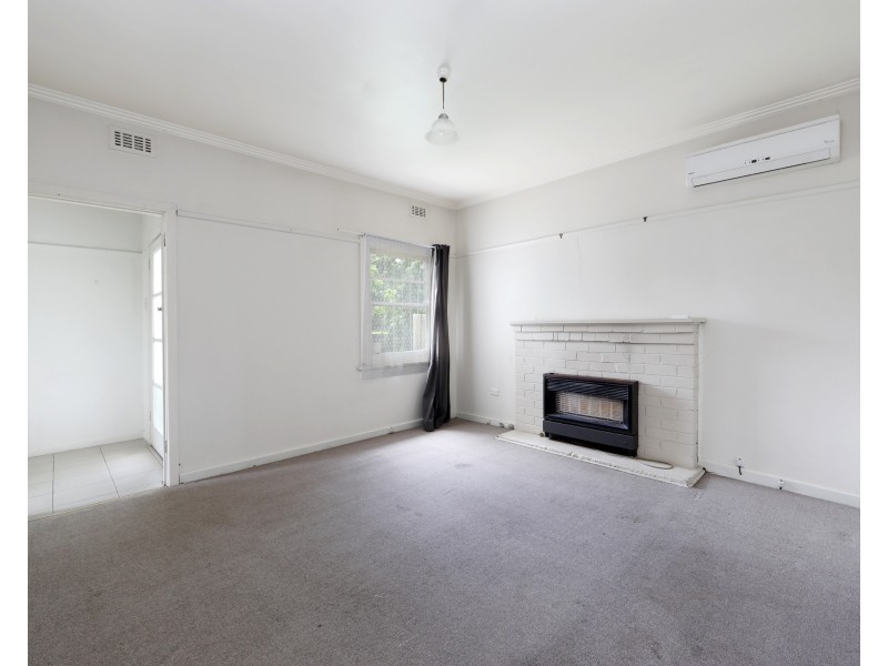 17 Allora  Avenue, Ferntree Gully VIC 3156
