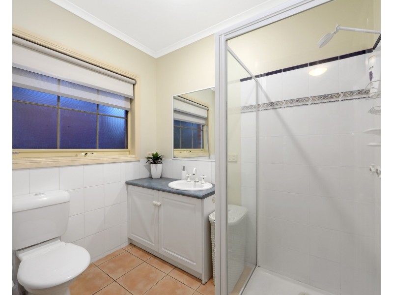 1/8 Stamford Crescent, Rowville VIC 3178