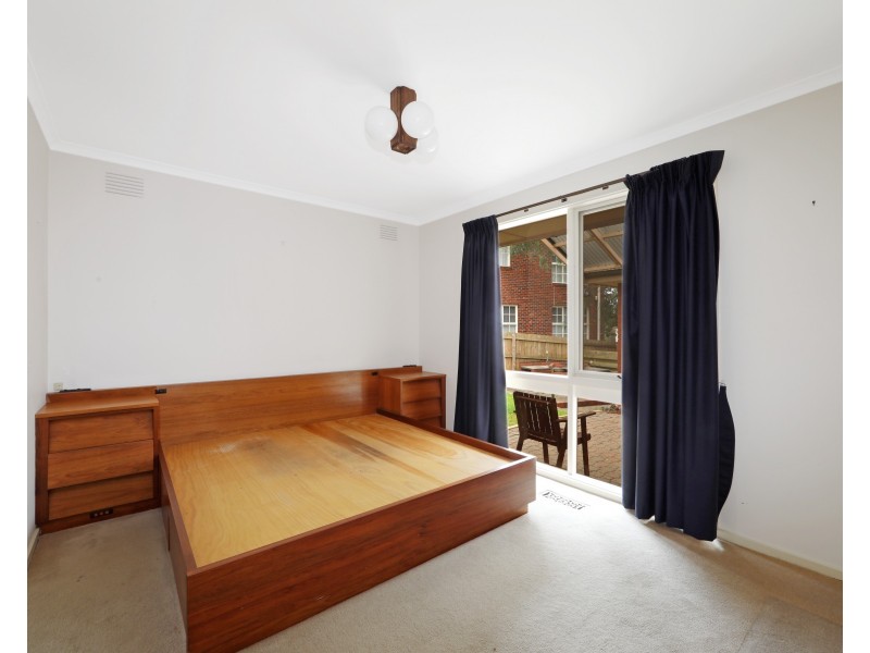 19 Toulon Drive, Templestowe Lower VIC 3107