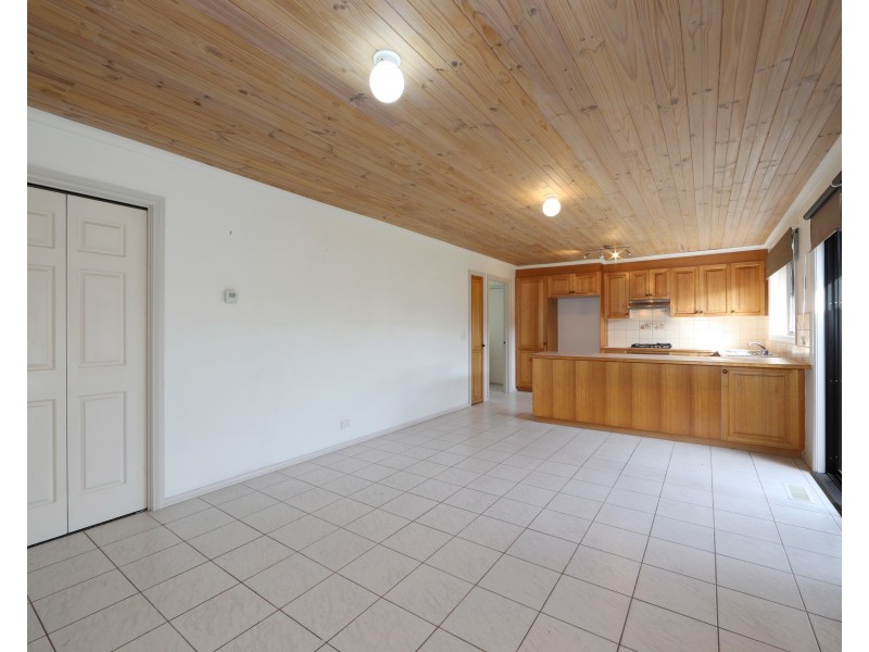 4  Jindabyne Court, Lysterfield VIC 3156